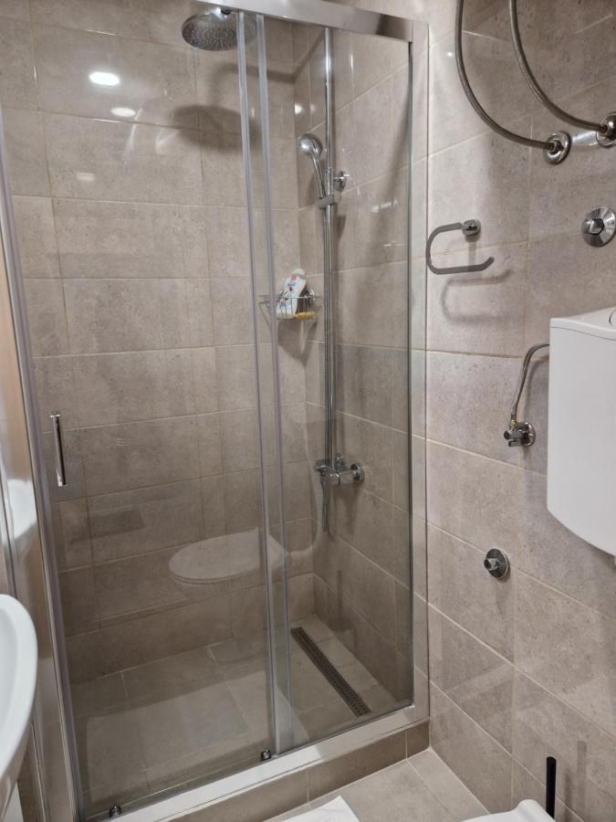 Sofia Apartment Sajmiste Екстер'єр фото